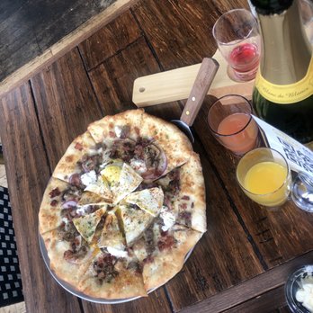 Bar Solita - Wine Bars Near Me - Richmond, Virginia