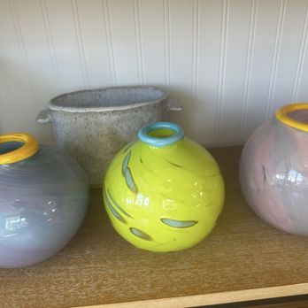 Fancy - Colors glass vases - Jewelry Near Me - Seattle, Washington Fancy - Colors glass vases - Jewelry Near Me - Seattle, Washington