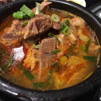 Piggy's Island - Pork bone soup - Korean Near Me - Thornhill, Ontario Piggy's Island - Pork bone soup - Korean Near Me - Thornhill, Ontario