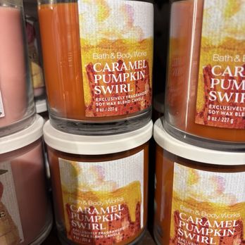 Bath & Body Works - caramel pumpkin swirl: pretty good but not a stand out - Cosmetics & Beauty Supply Near Me - Jackson, New Jersey