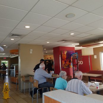 KFC - Inside sitting towards back - Fast Food Near Me - Bushnell, Florida