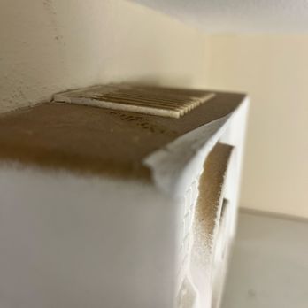 Imperial Cleaning Services - Door bell unit after cleaning - Home Cleaning Near Me - Clearwater, Florida