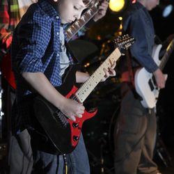 Richards Rock Academy - Young Richards Rock Academy guitar student