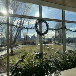 Massachusetts General Hospital Yawkey Outpatient Care Center - The peace garden, in the MGH Yawkey center, is a quiet place to destress and meditate.