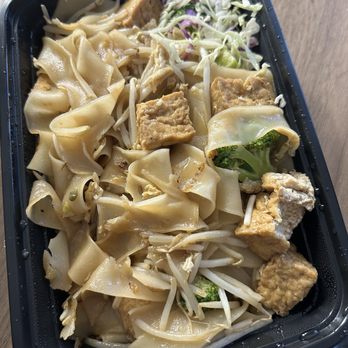 Thai Spice - pad see ew - Thai Near Me - Albuquerque, New Mexico