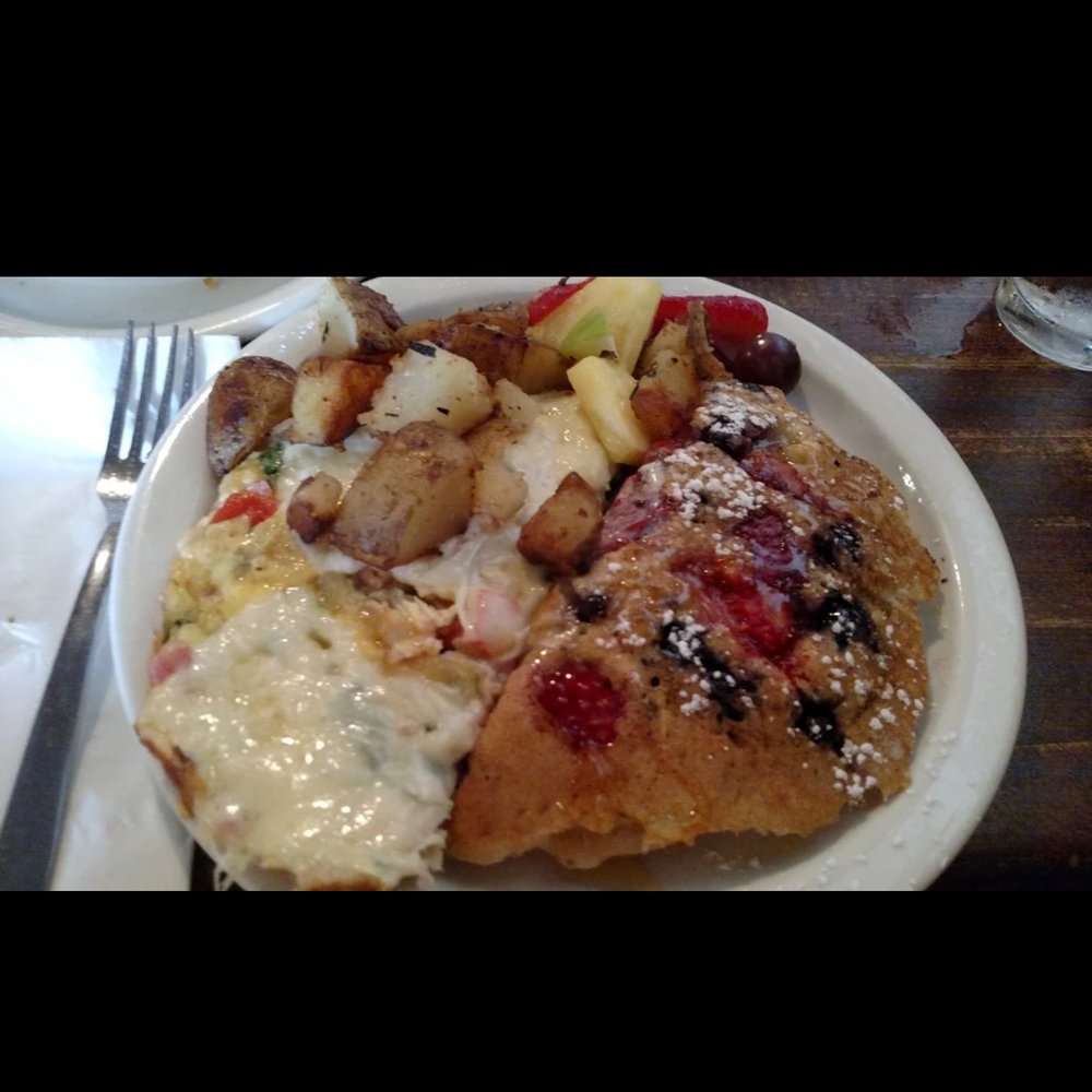 Pinky's - Coffee & Tea Near Me - Tampa, Florida