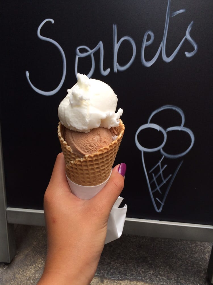 Un Dimanche à Paris