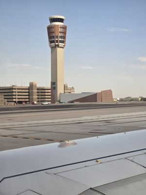 Phoenix Sky Harbor International Airport by null