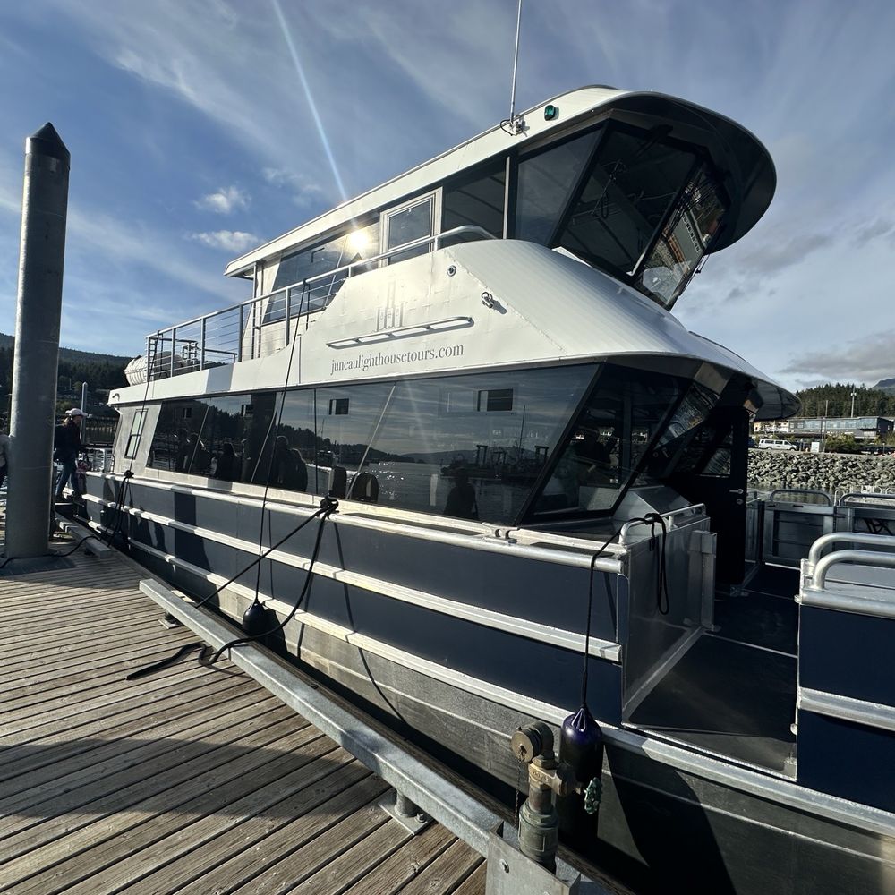 Juneau Lighthouse Tours - Whale Watching Tours Near Me - Juneau, Alaska