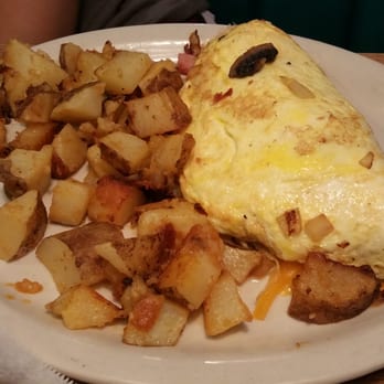 Poor Richard's Cafe - Meat Eaters Omelet - Breakfast & Brunch Near Me - Plano, Texas Poor Richard's Cafe - Meat Eaters Omelet - Breakfast & Brunch Near Me - Plano, Texas