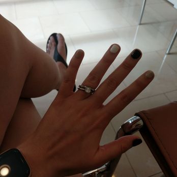 Brickell Nail Bar - Nail Salons Near Me - Miami, Florida