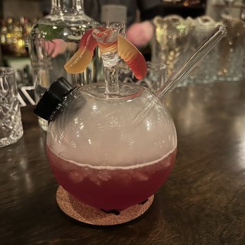 Canon - Snow White's Bong - New American Near Me - Seattle, Washington