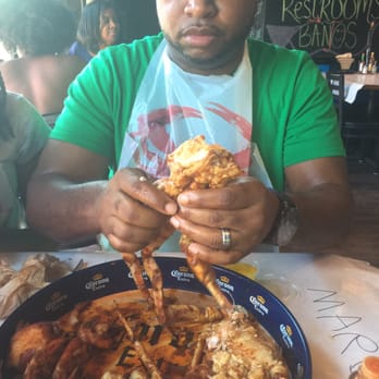 Shell Shack - Me digging in - Seafood Near Me - Mesquite, Texas