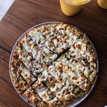 Curry Pizza House Fremont Mission - Desi pesto garlic sticks - Pizza Near Me - Fremont, California Curry Pizza House Fremont Mission - Desi pesto garlic sticks - Pizza Near Me - Fremont, California