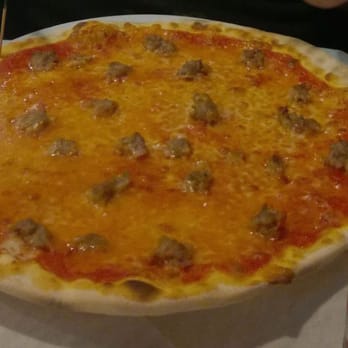 Voglia Di Pizza - Sausage Pizza, gluten free (best GF pizza I've ever had; maybe best pizza I've ever had) - Italian Near Me - Rome, RM