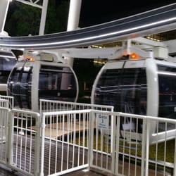 Wheel of Brisbane - Gondolas
