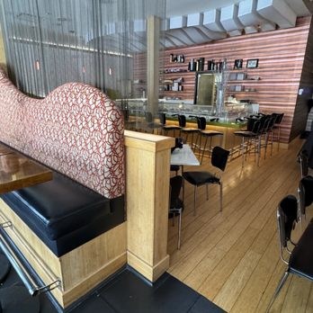 Nabuki - Inside - Japanese Near Me - Hinsdale, Illinois