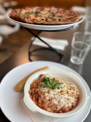 Pane E Vino Pizzeria by null