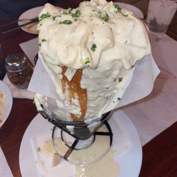 Amano - Fettuccini Alfredo Fat Baby - Pizza Near Me - Las Vegas, Nevada