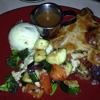 Linn's Restaurant - Chicken pot pie!!! - American Near Me - Cambria, California