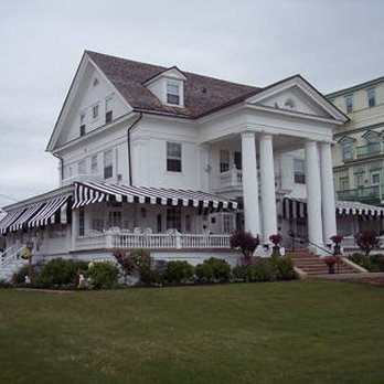 Diamond Awning Manufacturing - Awnings Near Me - Boothwyn, Pennsylvania