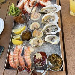 Born To Venture - Delicious oysters, clams, lobster, and shrimp!