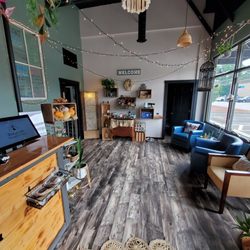 Bodyworks Massage & Wellness - Lobby, right