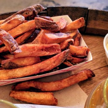 Monkless Belgian Ales - Food cart fries - spectacular - Belgian Near Me - Bend, Oregon Monkless Belgian Ales - Food cart fries - spectacular - Belgian Near Me - Bend, Oregon