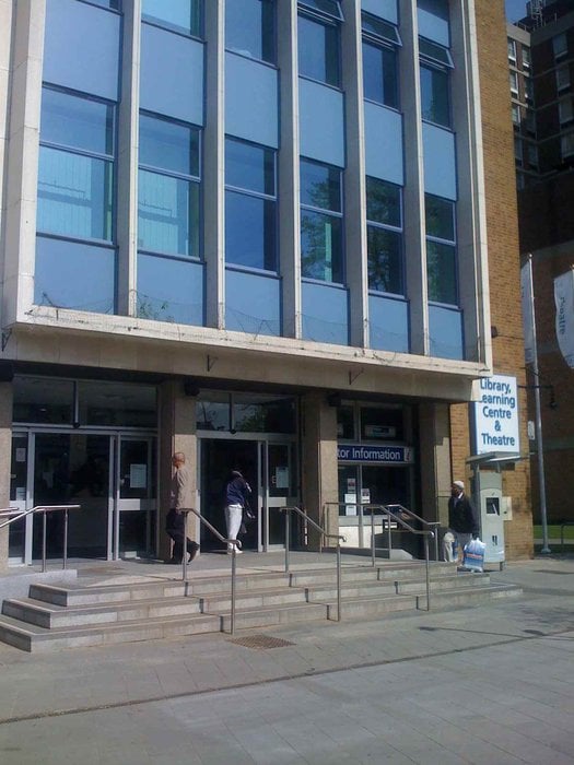 LUTON CENTRAL LIBRARY ST. Square, Luton, United Kingdom