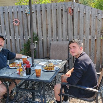 185 - Breakfast on the patio - American Near Me - Poquoson, Virginia 185 - Breakfast on the patio - American Near Me - Poquoson, Virginia