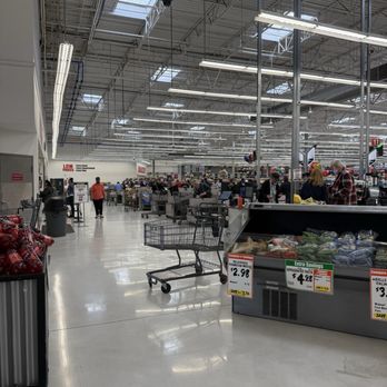WinCo Foods - Grocery Near Me - Bakersfield, California WinCo Foods - Grocery Near Me - Bakersfield, California