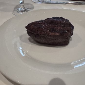 Council Oak Steaks and Seafood - Petit filet - Steakhouses Near Me - Wheatland, California Council Oak Steaks and Seafood - Petit filet - Steakhouses Near Me - Wheatland, California
