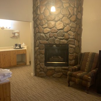 Majestic Mountain Inn - Hotels Near Me - Payson, Arizona Majestic Mountain Inn - Hotels Near Me - Payson, Arizona
