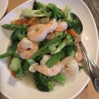 Dumpling Inn - Saute ' Shrimp w/ Garlic Sauce - Chinese Near Me - San Diego, California