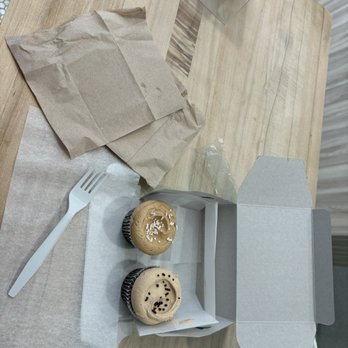 SusieCakes - Downtown LA - Bakeries Near Me - Los Angeles, California SusieCakes - Downtown LA - Bakeries Near Me - Los Angeles, California
