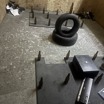 Smash Kingdom - The set up - Axe Throwing Near Me - Oakland, California Smash Kingdom - The set up - Axe Throwing Near Me - Oakland, California