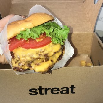 Streat Burger - double cheeseburger ordered on uber eats. came in a cute cardboard lunchbox! - Burgers Near Me - Santiago, RM Streat Burger - double cheeseburger ordered on uber eats. came in a cute cardboard lunchbox! - Burgers Near Me - Santiago, RM
