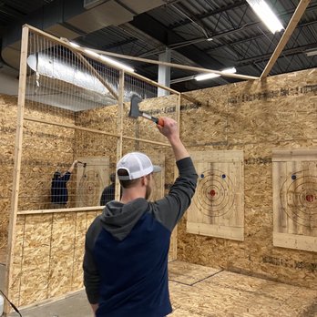 Maximum Axe Throwing - Axe Throwing Near Me - Machesney Park, Illinois