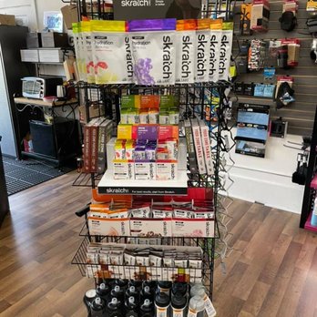 Defiance Cyclery - Water Bottles & Gear - Bikes Near Me - New Castle, Colorado