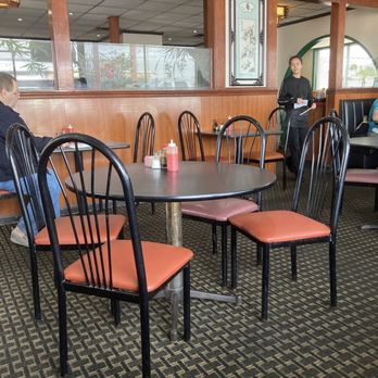 Peking Chinese Restaurant - This is the interior of the restaurant taken from the table I sat at. - Chinese Near Me - Lebanon, Tennessee Peking Chinese Restaurant - This is the interior of the restaurant taken from the table I sat at. - Chinese Near Me - Lebanon, Tennessee