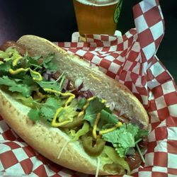 A1 Hop Shop 144th - A1 Hot Dog