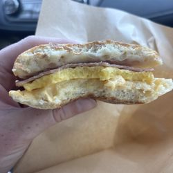 Coffee tyme - Breakfast sandwich with ham
