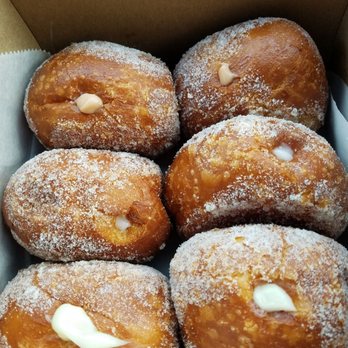 Leonard's Bakery - 1/2 dozen of 3 flavors. - Bakeries Near Me - Honolulu, Hawaii Leonard's Bakery - 1/2 dozen of 3 flavors. - Bakeries Near Me - Honolulu, Hawaii