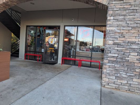 Dave's Hot Chicken by null