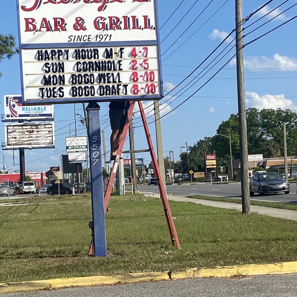 George's Hideaway - Specials - Dive Bars Near Me - Orlando, Florida