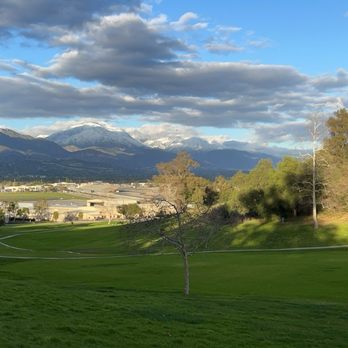 Mountain Meadows Golf Course - Golf Near Me - Pomona, California