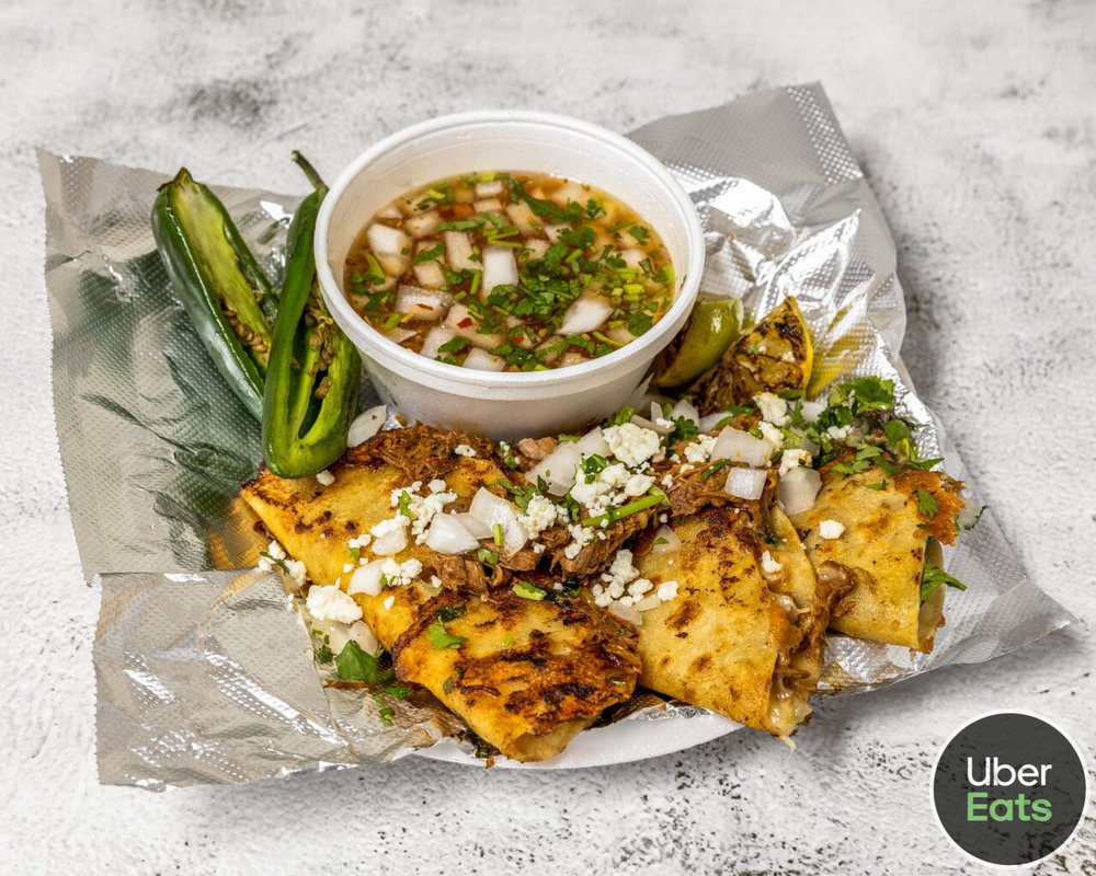 Photos of TACOS DE EL GORDO Updated August 2024 16 Photos San Antonio, Texas Food Trucks