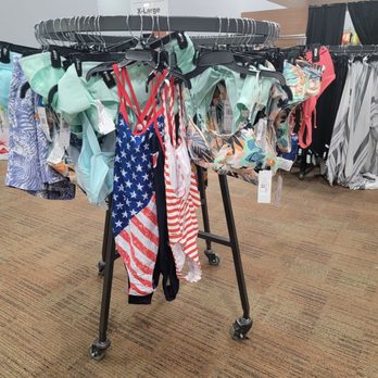 DICK'S Warehouse Sale - Sports Wear Near Me - Midlothian, Virginia DICK'S Warehouse Sale - Sports Wear Near Me - Midlothian, Virginia