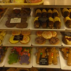 Whittlesea Bakehouse - Lots of Cakes