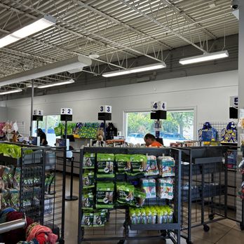 Goodwill Store & Donation Center - Community Service/Non-Profit Near Me - Arlington Heights, Illinois Goodwill Store & Donation Center - Community Service/Non-Profit Near Me - Arlington Heights, Illinois